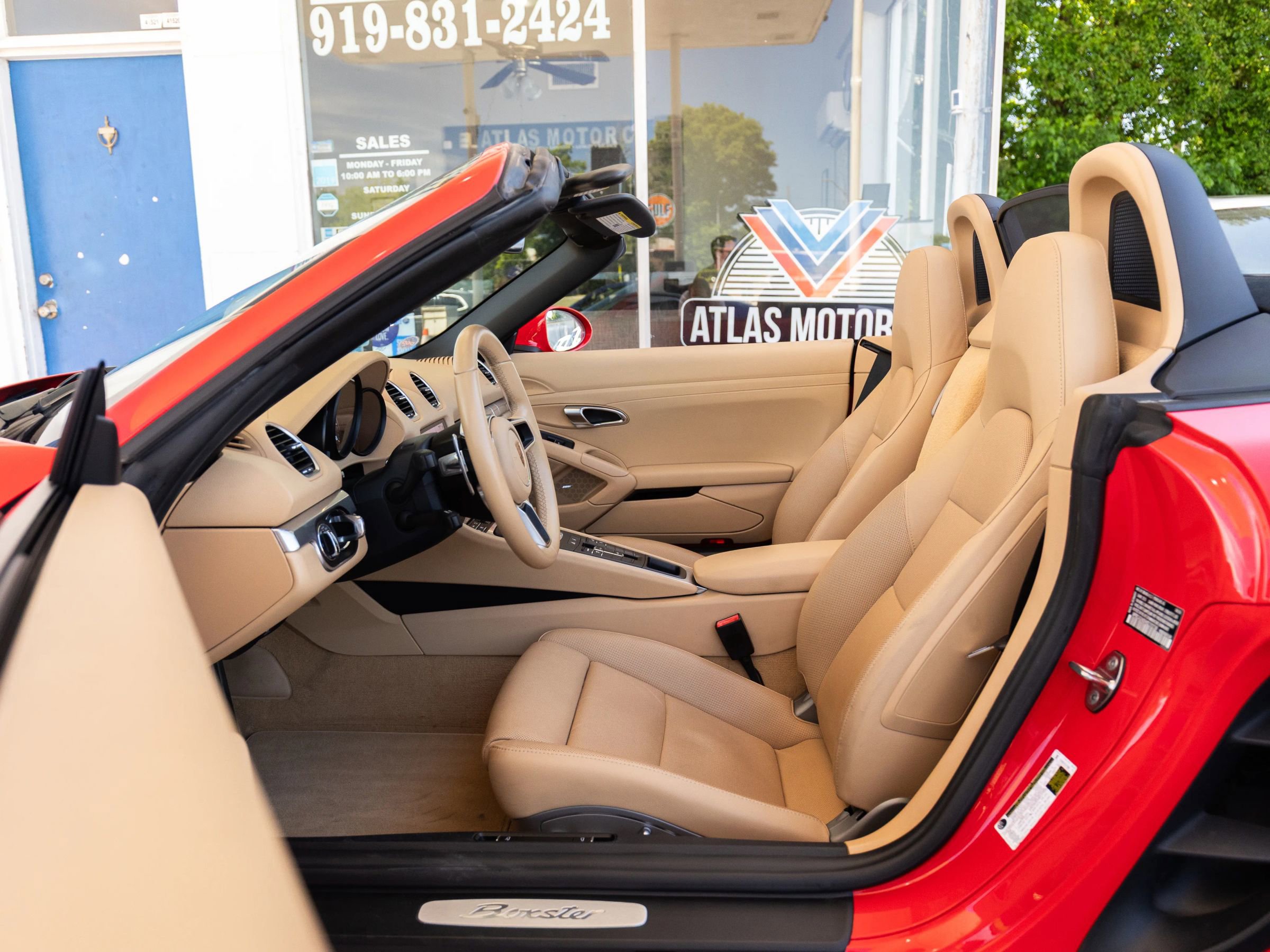 Used 2017 Porsche 718 Boxster RWD image 20