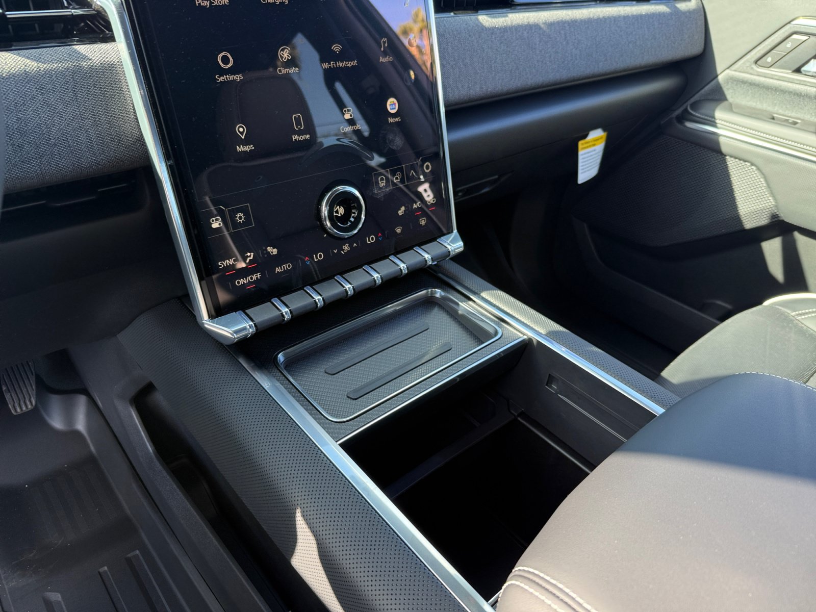 New 2026 GMC Sierra EV Elevation w/ LPO, Elevation Dark Package AWD/4WD image 13