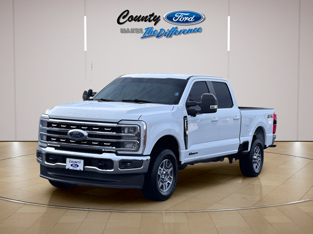Used 2024 Ford F250 Lariat AWD/4WD image 2