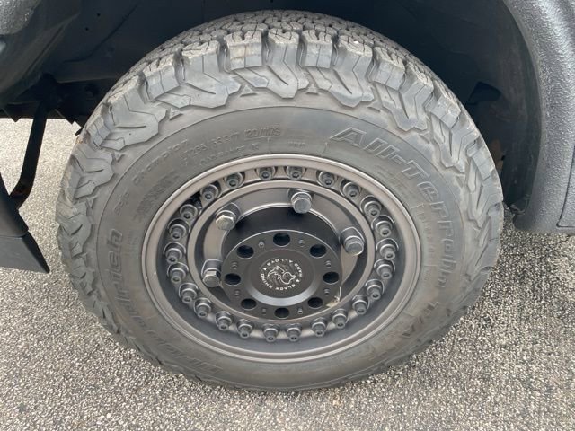 Used 2018 Chevrolet Express 2500 RWD image 12