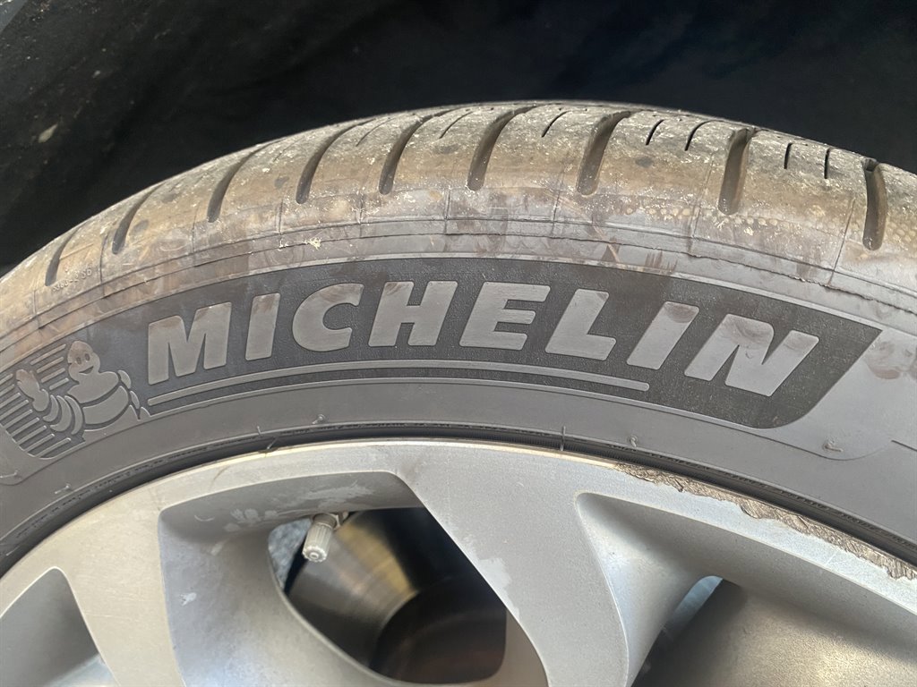 Used 2011 BMW X5 xDrive50i w/ Technology Pkg image 25