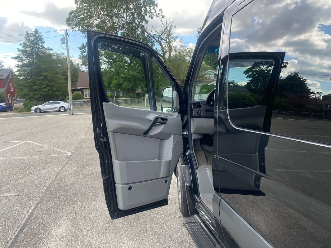 Used 2017 Mercedes-Benz Sprinter 3500 image 14