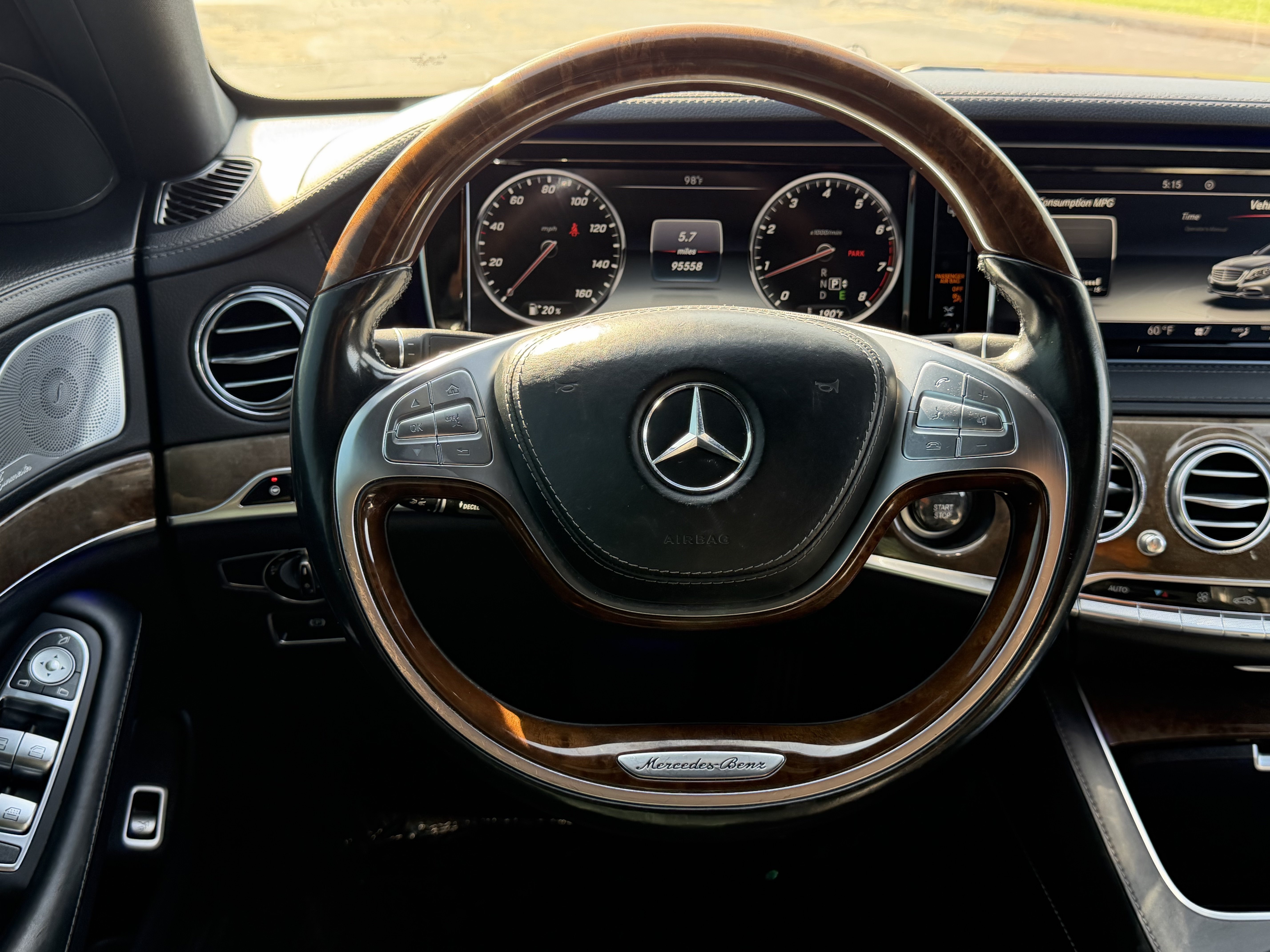 Used 2016 Mercedes-Benz S 550 4MATIC Sedan image 14