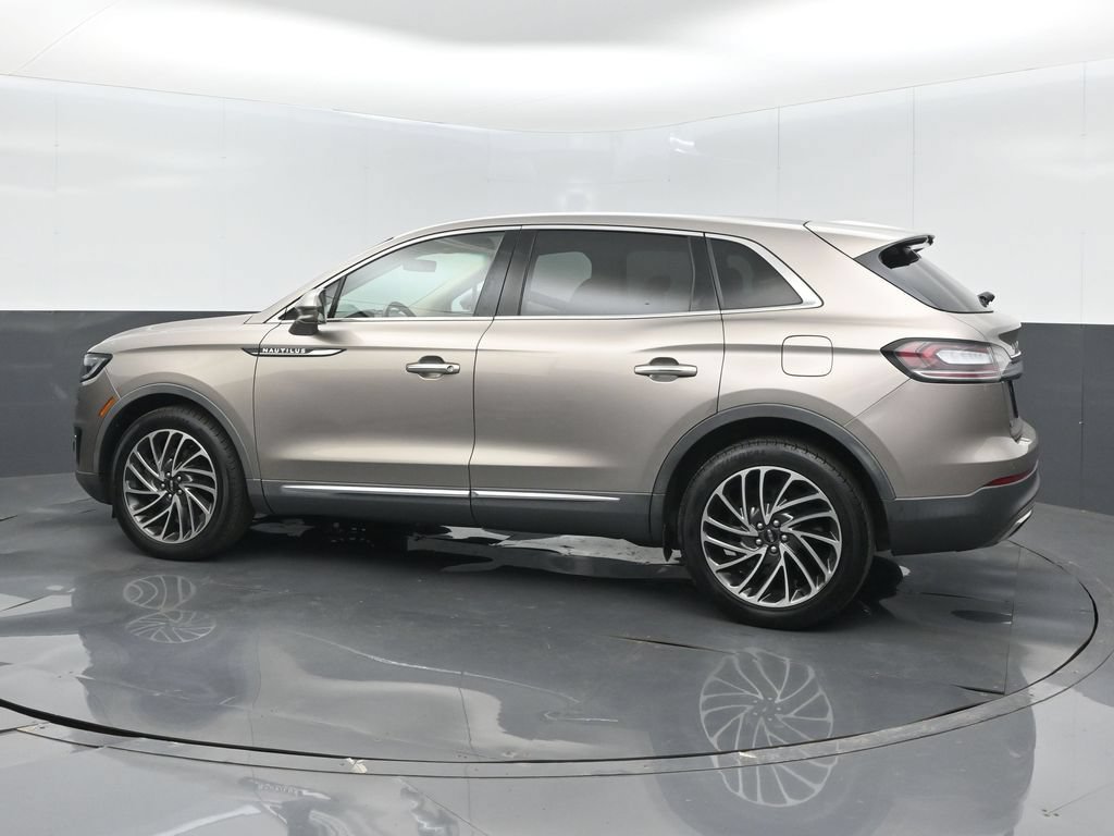 Used 2019 Lincoln Nautilus Reserve AWD/4WD image 4