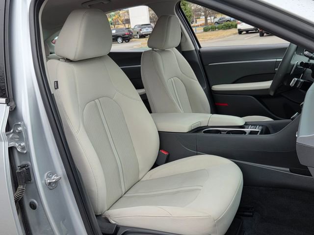 Used 2025 Hyundai Sonata SEL image 18