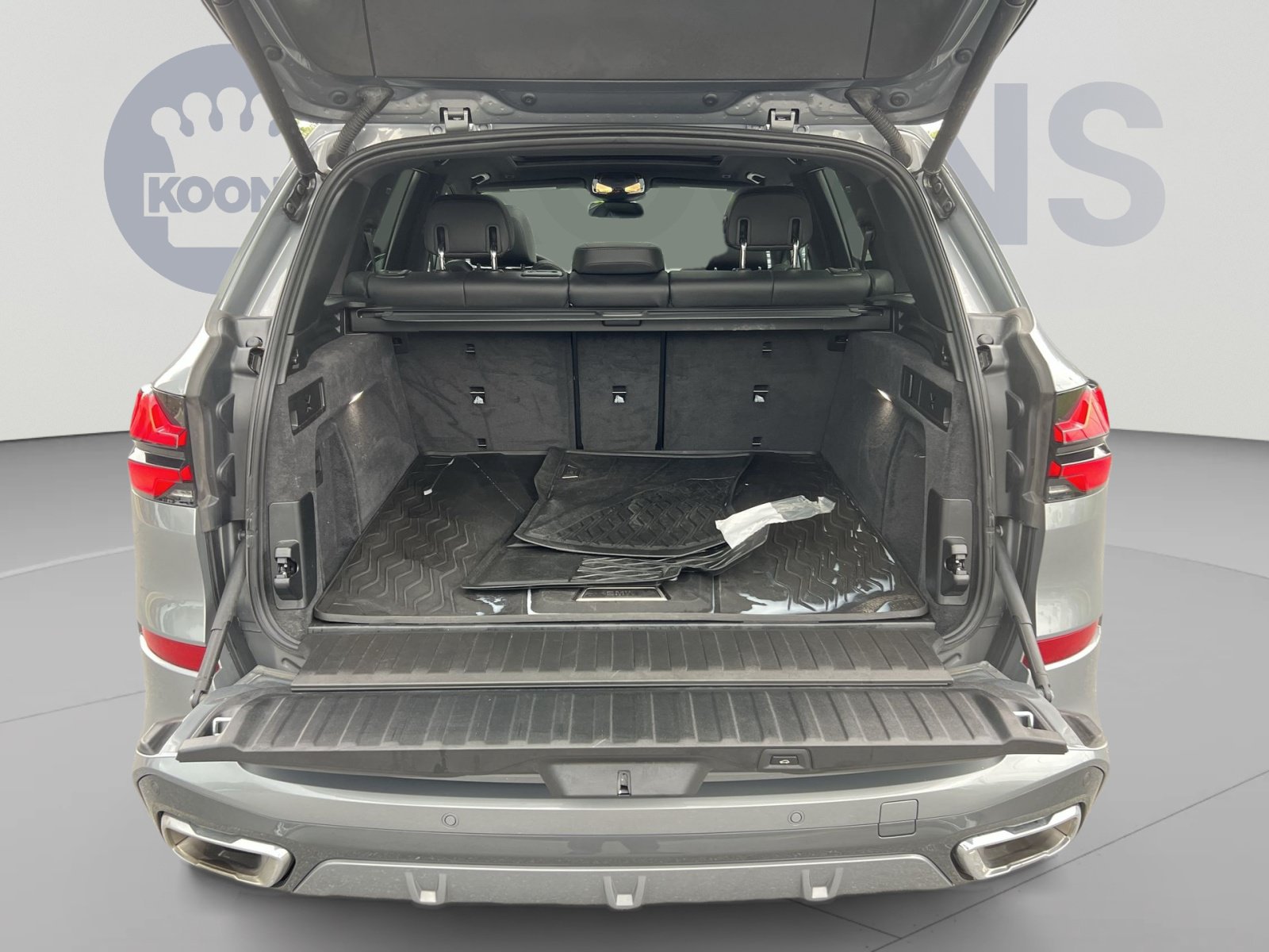 Used 2024 BMW X5 xDrive40i w/ M Sport Package AWD/4WD image 26