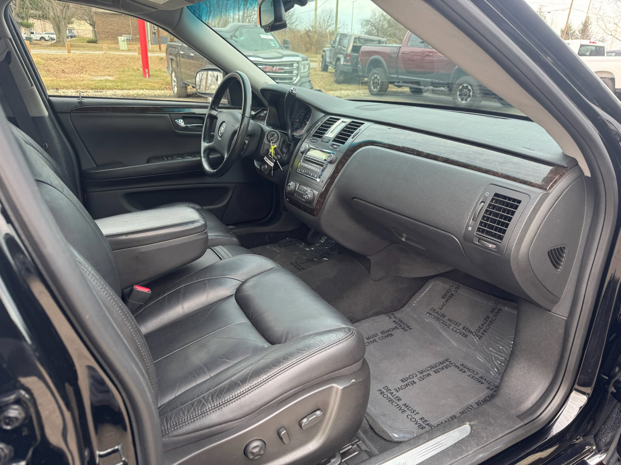 Used 2011 Cadillac DTS Limousine image 17