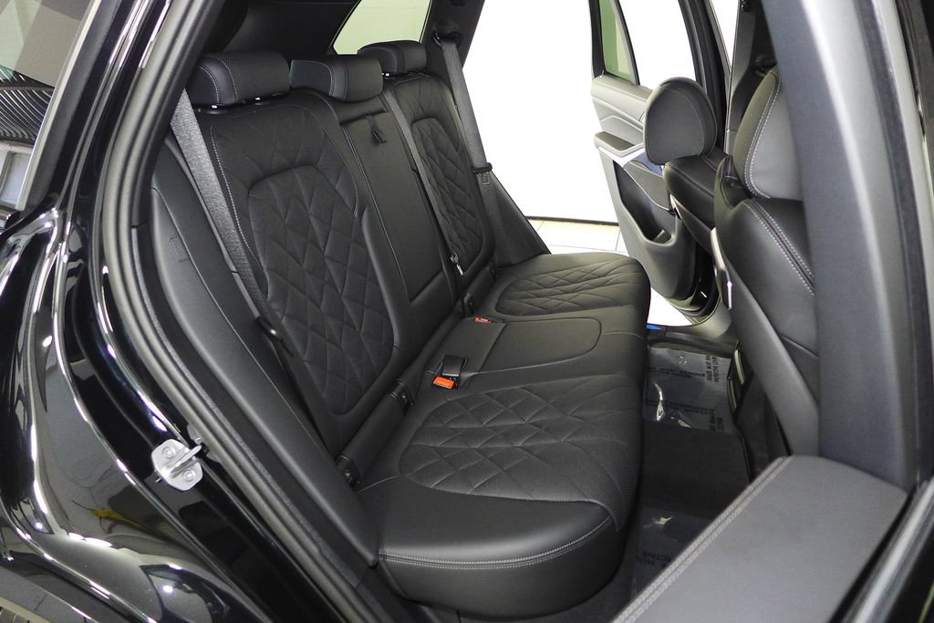 Certified 2024 BMW X5 sDrive40i w/ M Sport Package RWD image 20