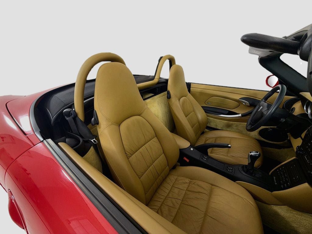 Used 2000 Porsche Boxster S RWD image 26
