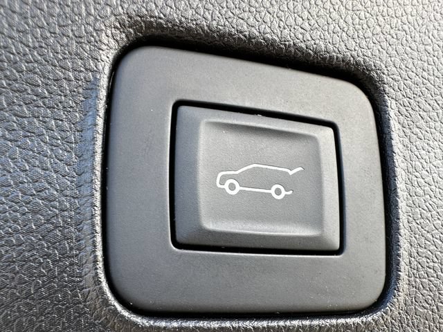 Used 2025 Chevrolet TrailBlazer RS w/ Convenience Package FWD image 11