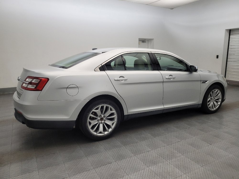 Used 2015 Ford Taurus Limited FWD image 10