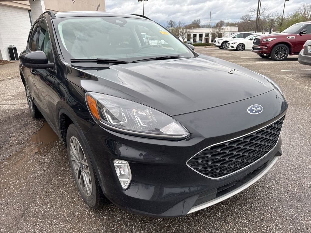 Used 2022 Ford Escape SEL image 9