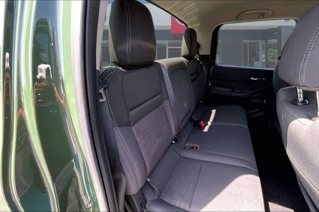 Used 2024 Nissan Frontier SV w/ Technology Package RWD image 24