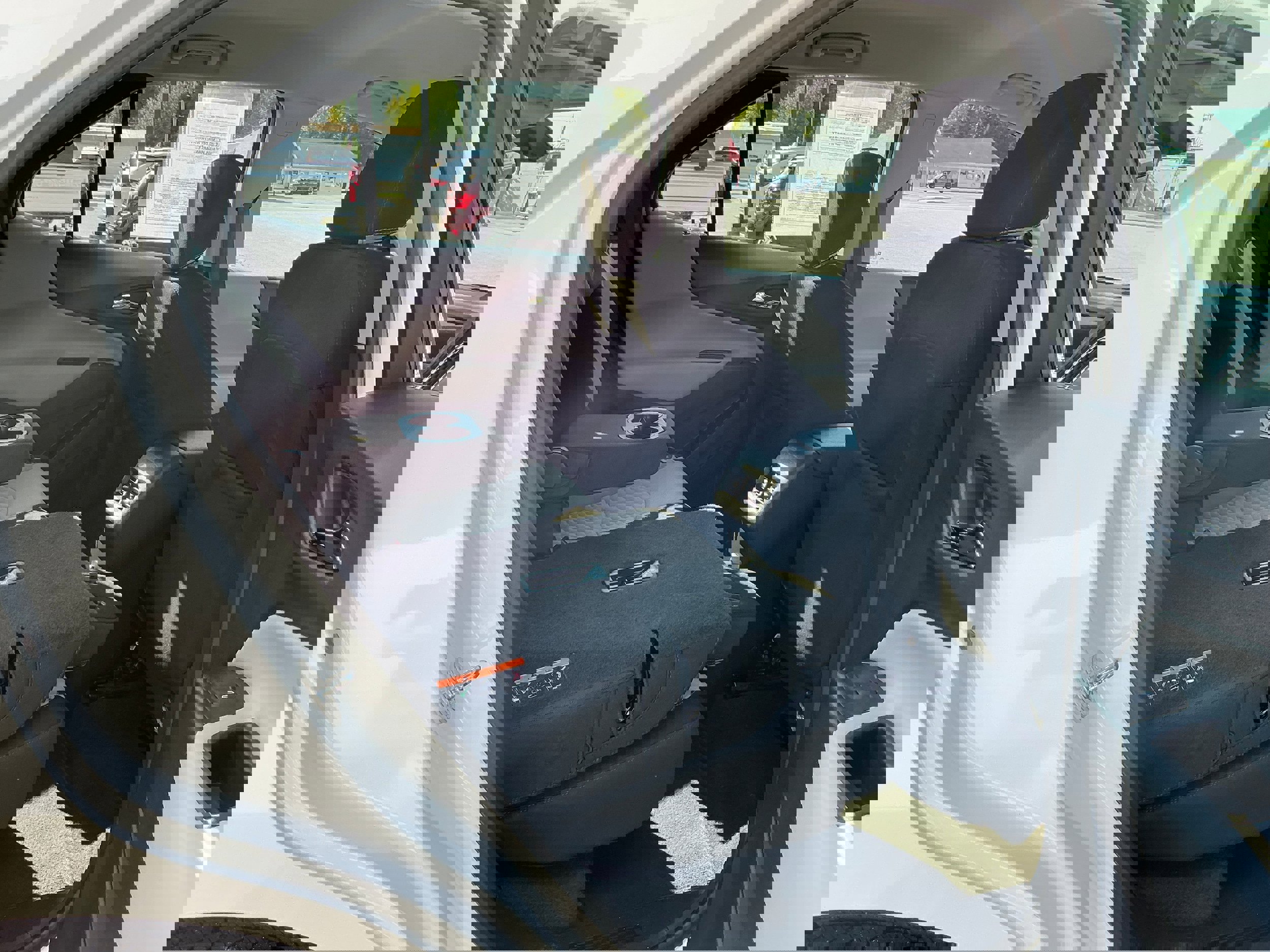 Used 2019 Chevrolet Equinox LS image 15