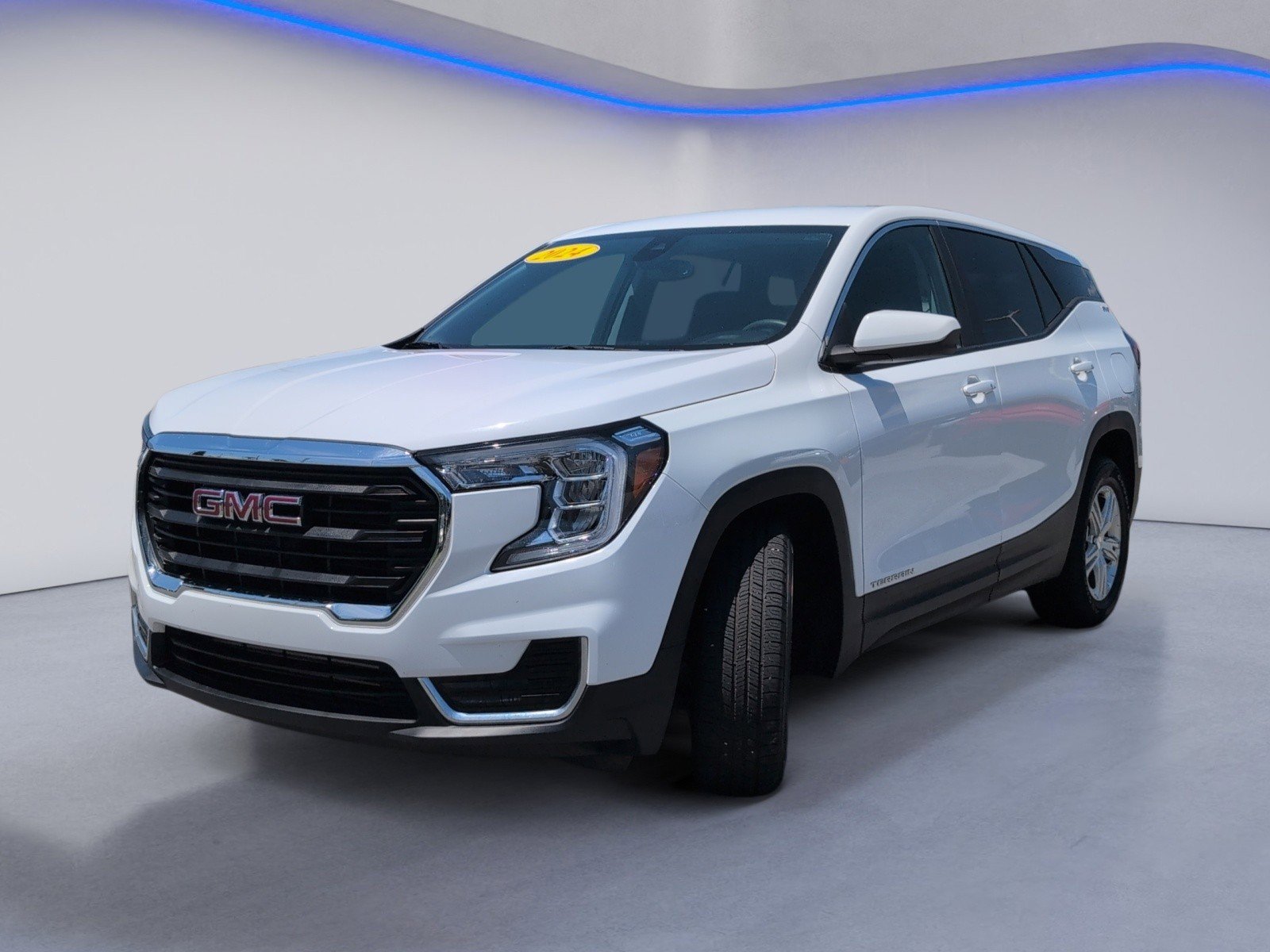Used 2024 GMC Terrain SLE FWD image 11