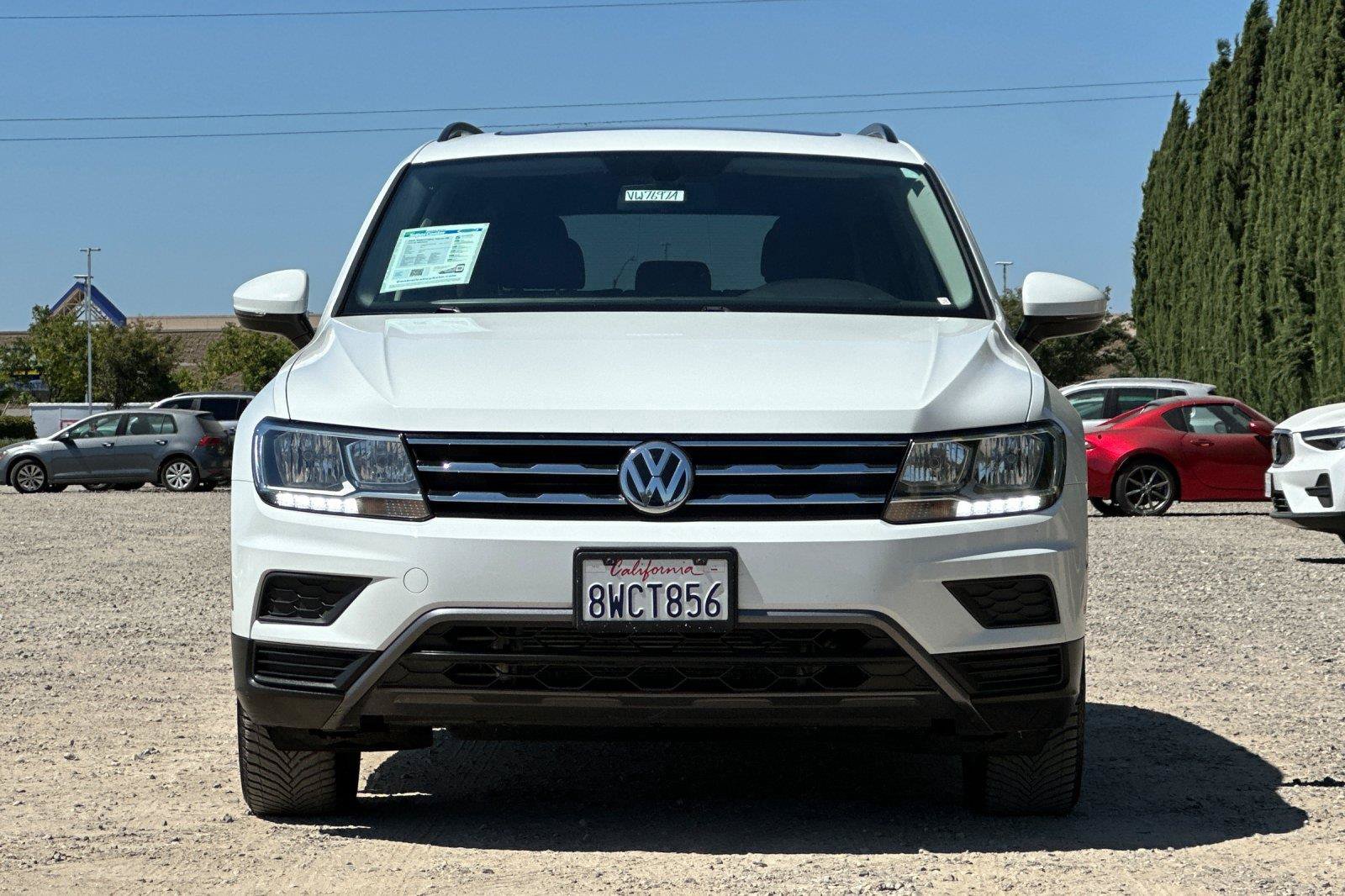 Used 2021 Volkswagen Tiguan SE w/ Panoramic Sunroof Package AWD/4WD image 9