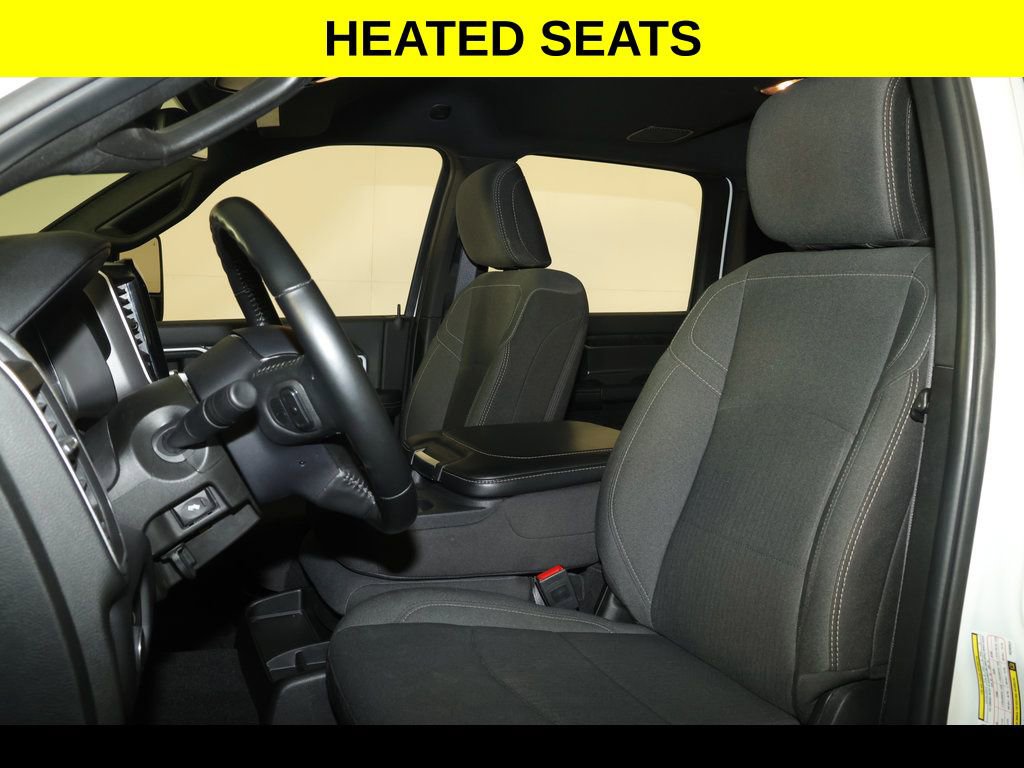 Used 2024 RAM 2500 Big Horn w/ Night Edition AWD/4WD image 3