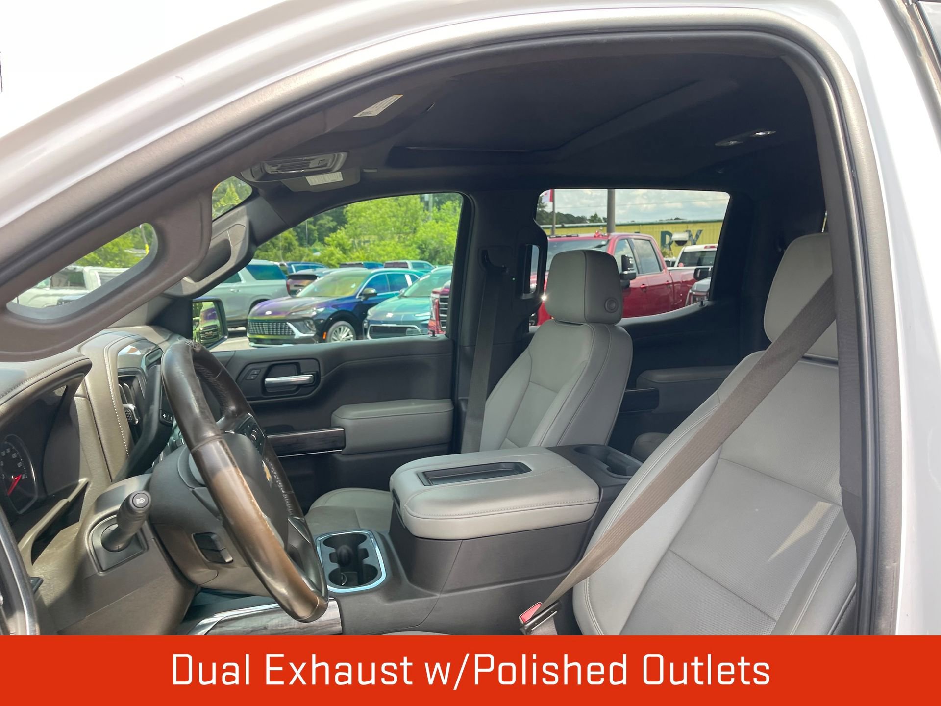 Used 2021 Chevrolet Silverado 1500 LTZ w/ LTZ Premium Package AWD/4WD image 13