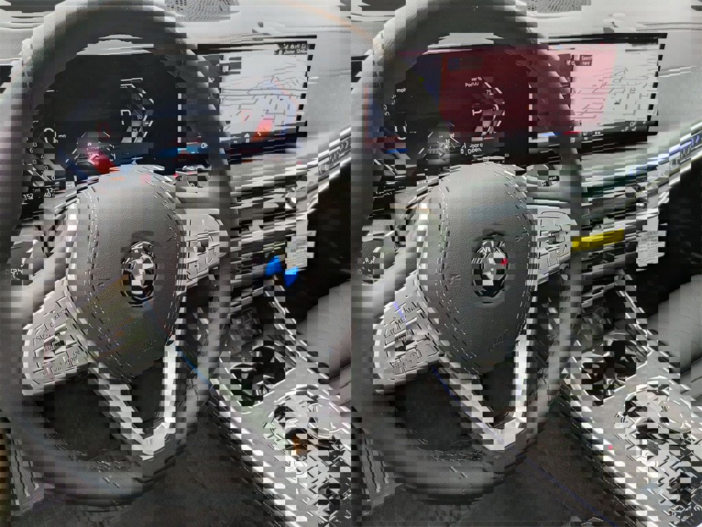 New 2025 BMW X7 xDrive40i w/ Premium Package image 15