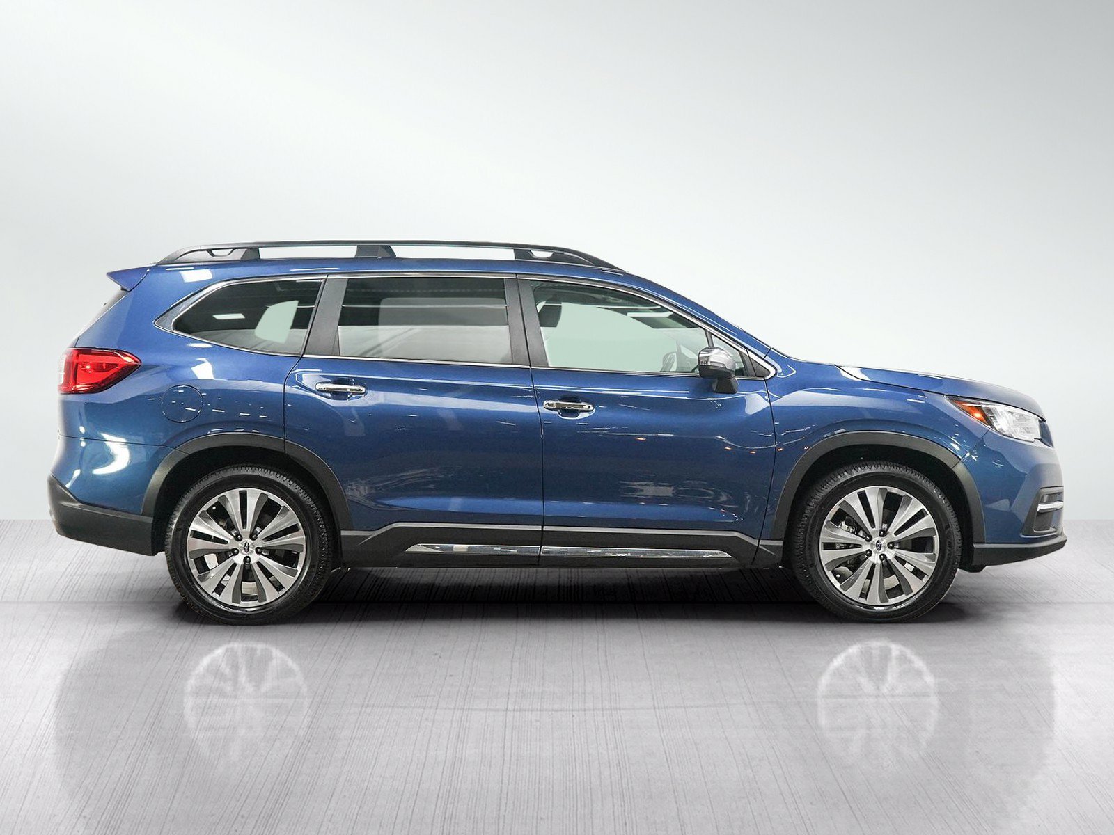 Used 2022 Subaru Ascent Touring AWD/4WD image 6