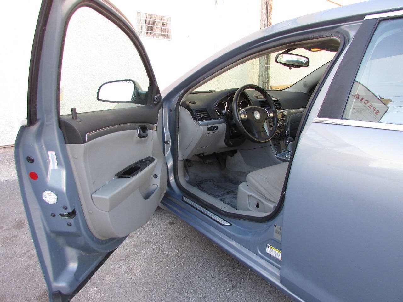 Used 2009 Saturn Aura XE FWD image 7