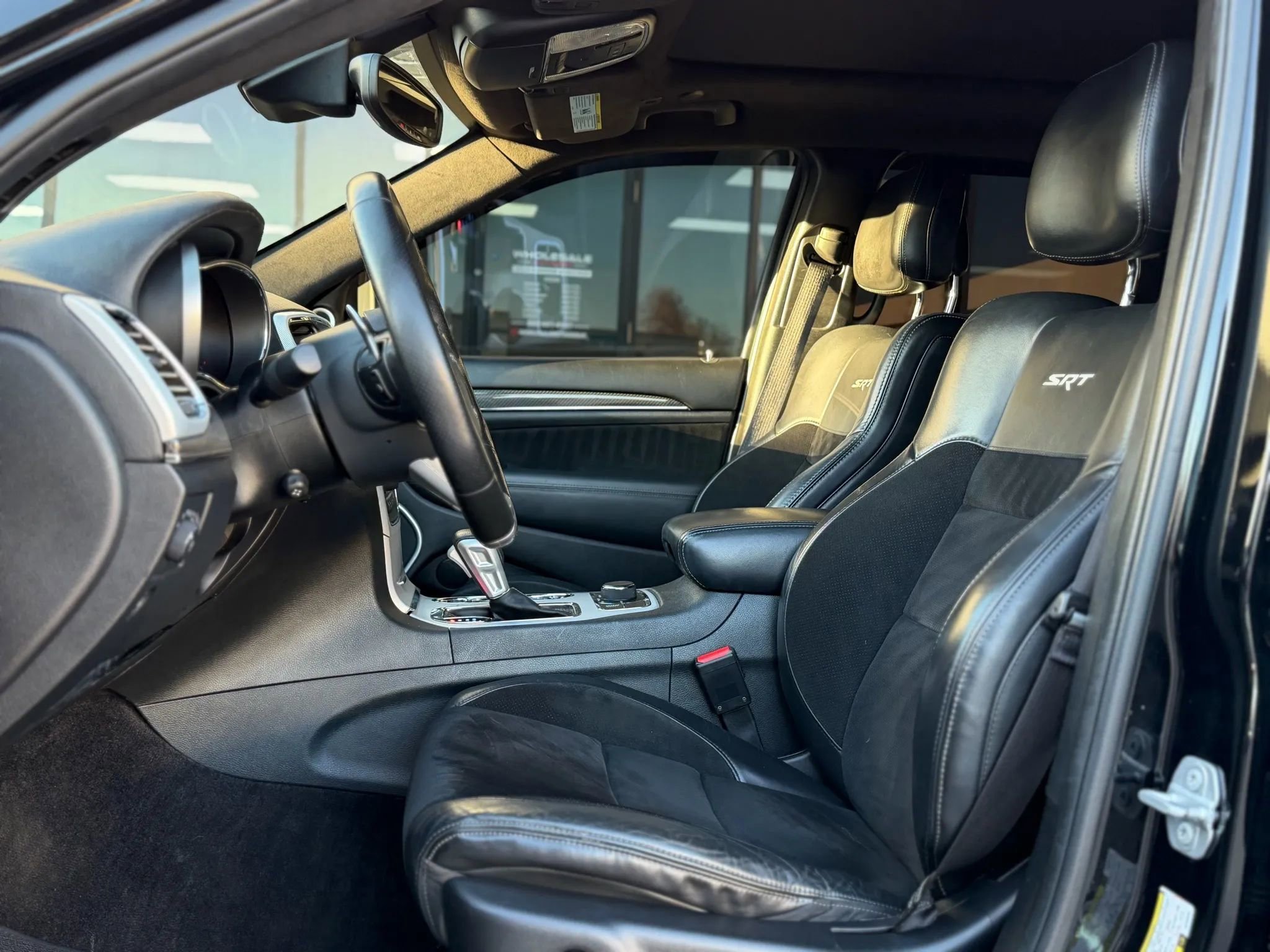 Used 2018 Jeep Grand Cherokee SRT image 16