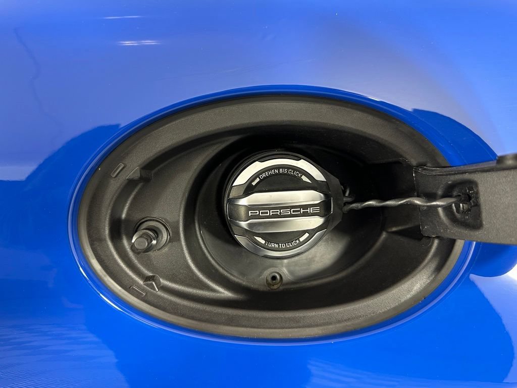 Certified 2025 Porsche 911 Carrera S RWD image 38