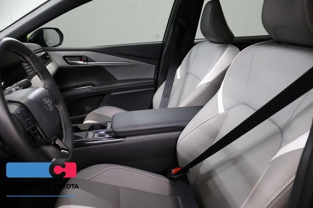 Used 2026 Toyota Camry SE w/ Convenience Package AWD/4WD image 11