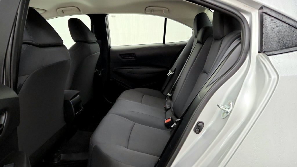 Used 2022 Toyota Corolla LE FWD image 21