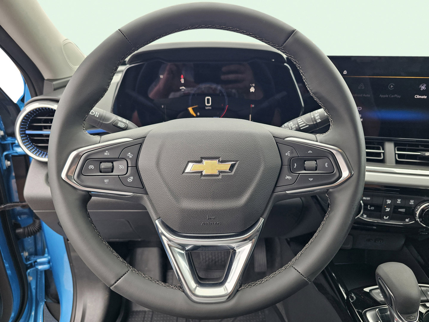 New 2026 Chevrolet Trax LT w/ Driver Confidence Package FWD image 13