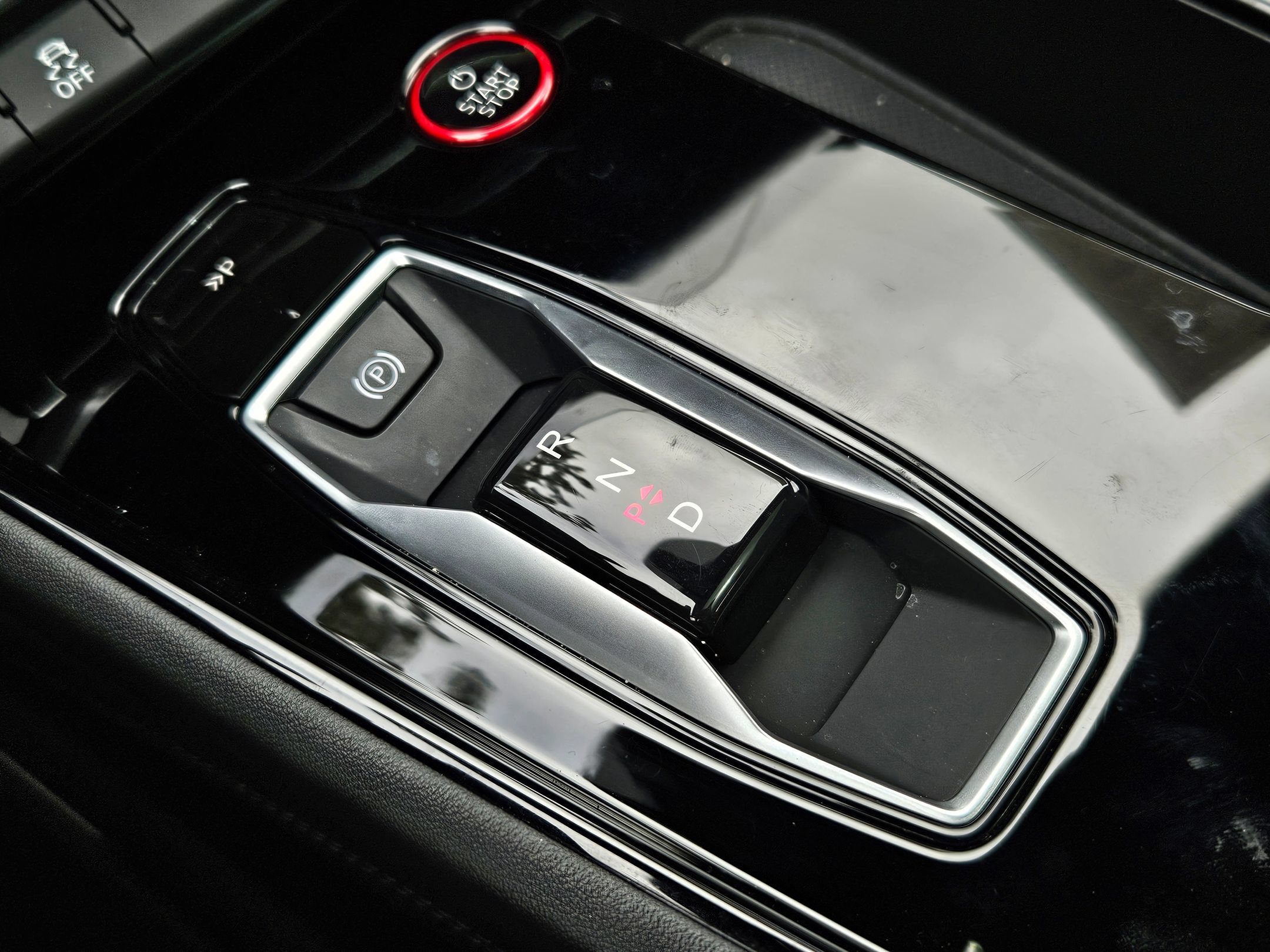 Used 2023 Audi e-tron GT Prestige w/ Prestige Package AWD/4WD image 17