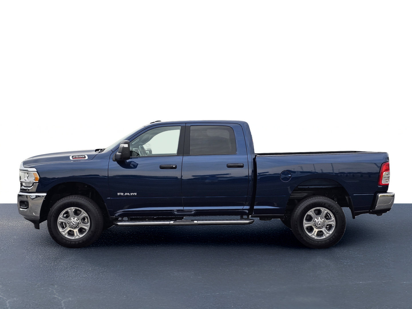 Used 2024 RAM 2500 Big Horn w/ Bed Utility Group AWD/4WD image 15