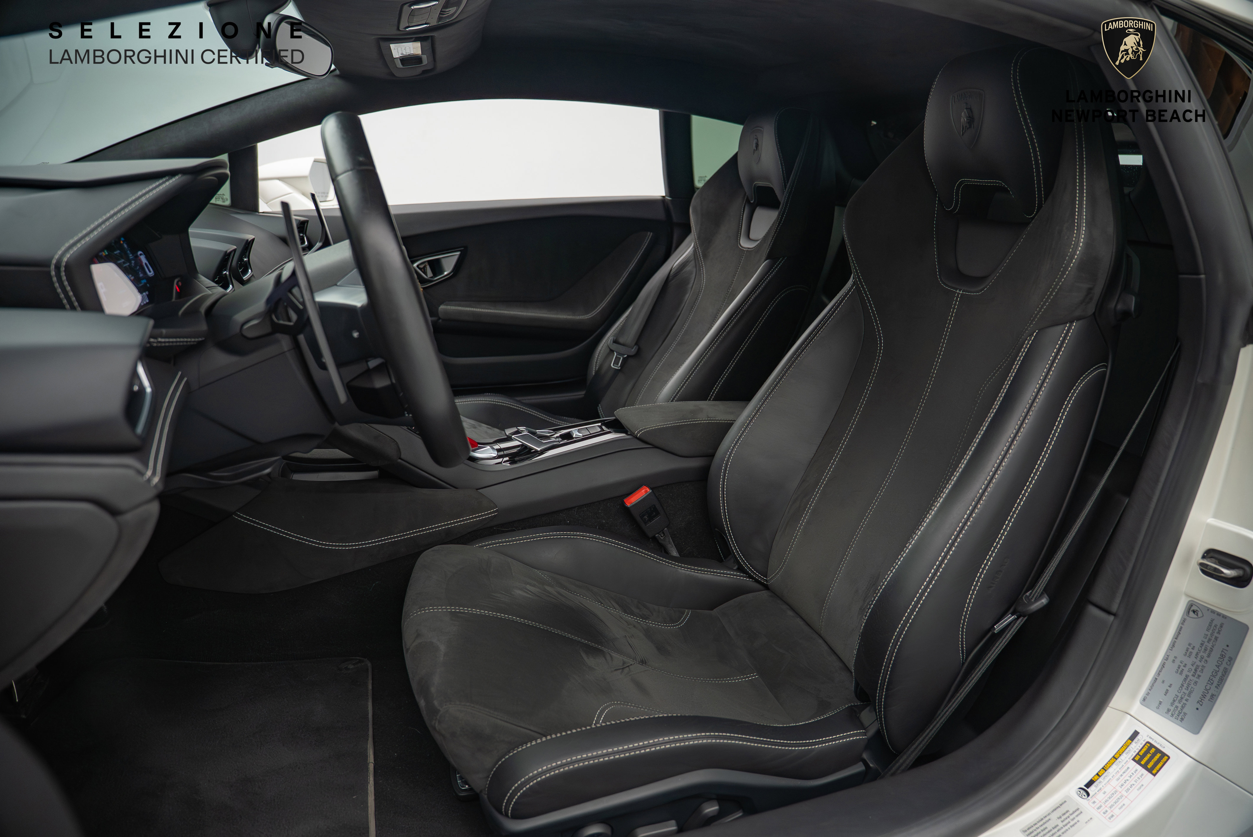 Used 2016 Lamborghini Huracan LP 610-4 image 21