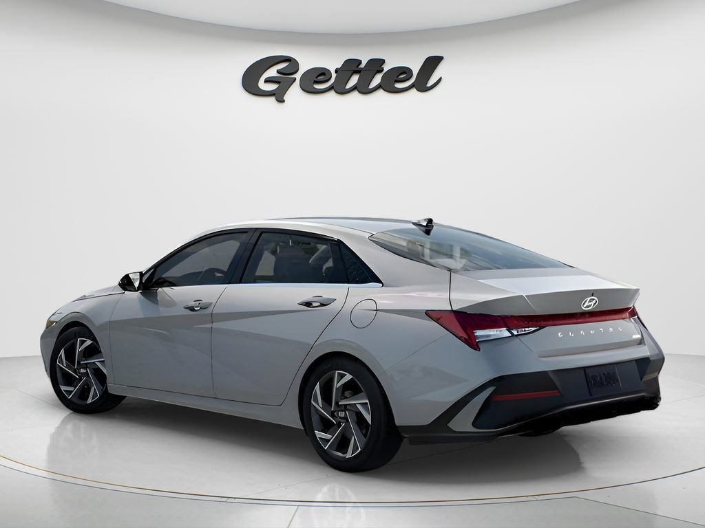 New 2026 Hyundai Elantra Limited image 5