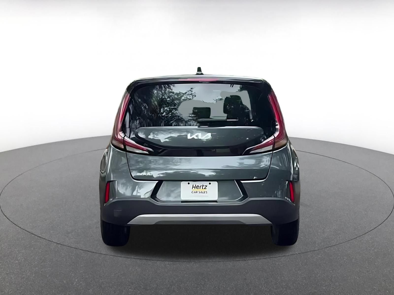 Used 2025 Kia Soul LX w/ LX Technology Package FWD image 14