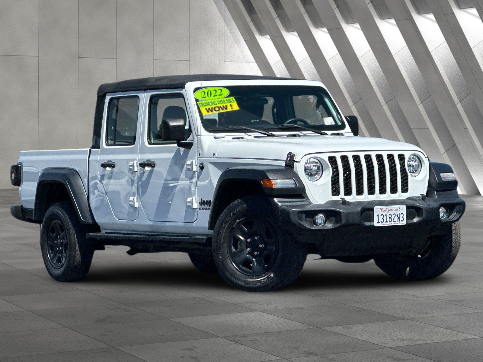 Used 2022 Jeep Gladiator Sport AWD/4WD image 1