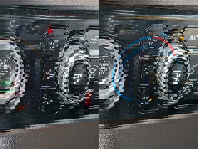 Certified 2024 GMC Sierra 1500 SLT image 17