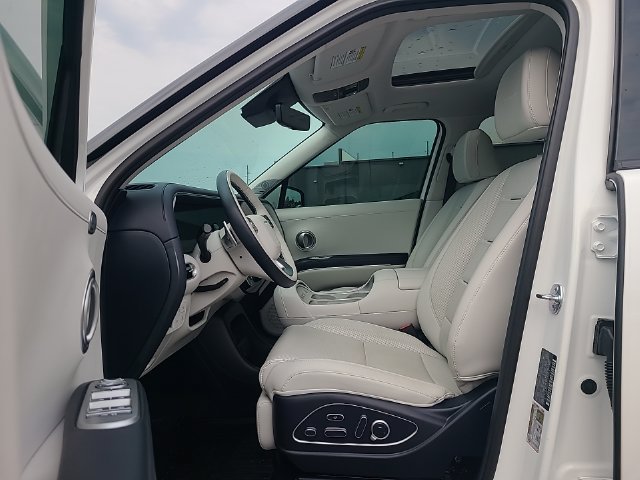 Used 2026 Hyundai Palisade Calligraphy AWD/4WD image 13