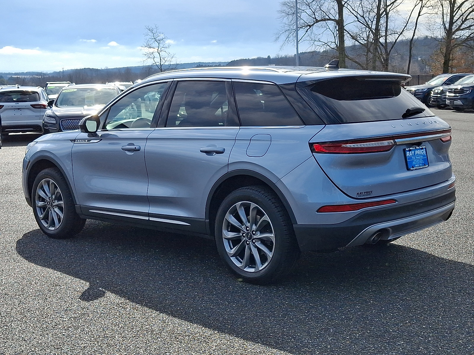 Certified 2022 Lincoln Corsair AWD w/ Premium Package image 4