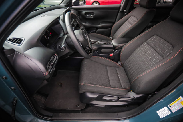 Used 2024 Honda HR-V Sport image 42