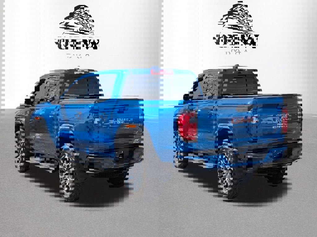 Used 2024 GMC Canyon AT4 w/ AT4 Premium Package image 5