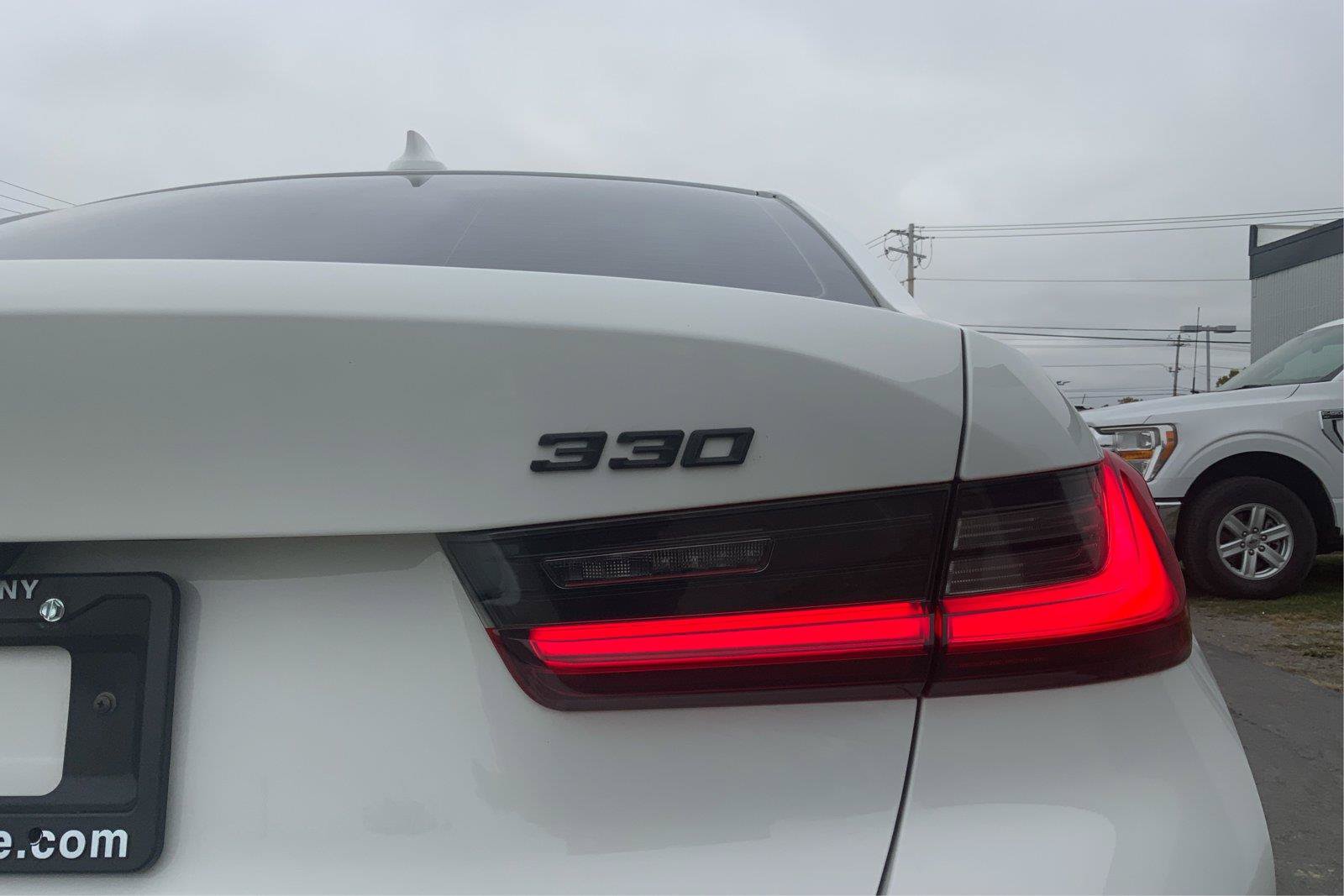 Used 2021 BMW 330i xDrive Sedan w/ Convenience Package AWD/4WD image 24