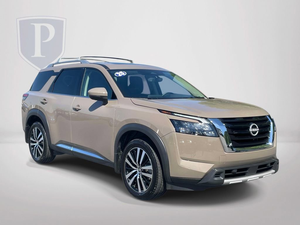 Used 2025 Nissan Pathfinder Platinum
