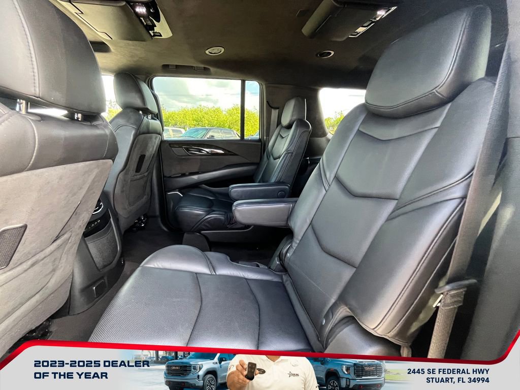 Used 2020 Cadillac Escalade ESV Platinum AWD/4WD image 12