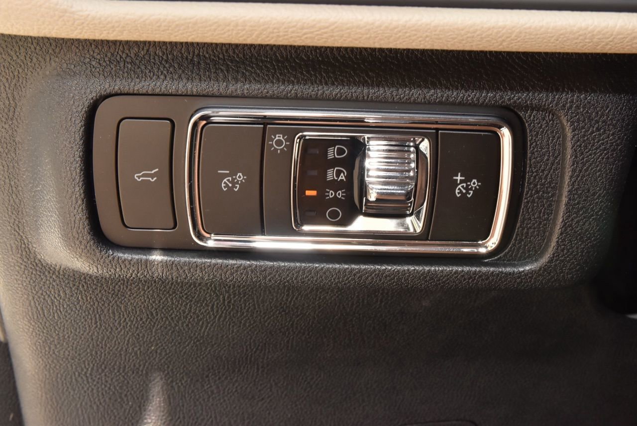 New 2026 Lincoln Corsair Premiere image 31