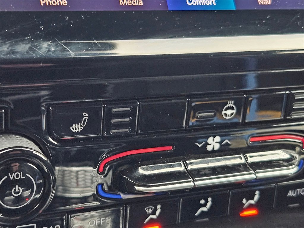 Certified 2025 Jeep Grand Cherokee Limited w/ Trailer Tow Package image 24