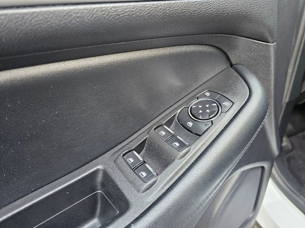 Used 2022 Ford Edge SEL image 27