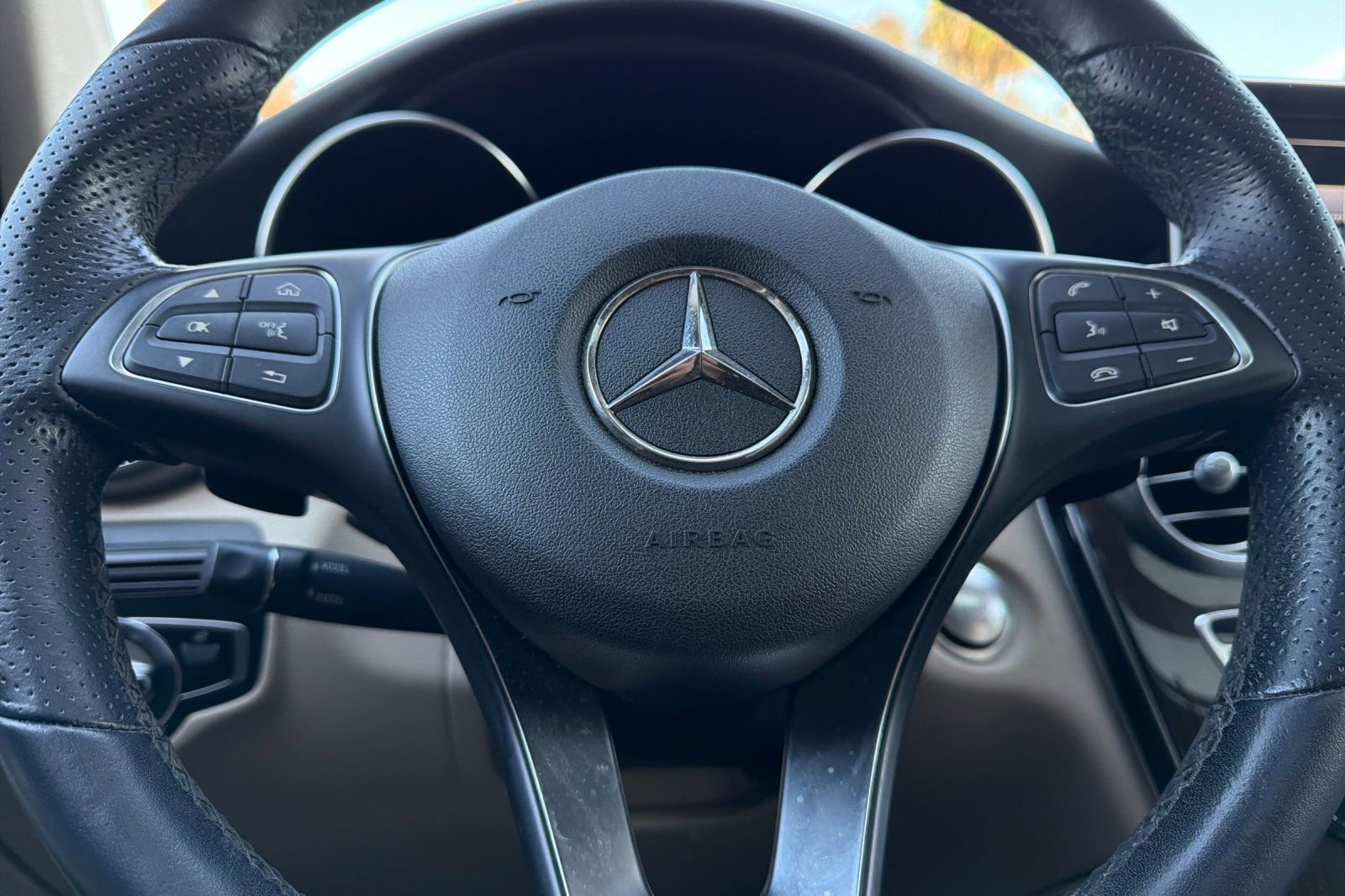 Used 2019 Mercedes-Benz GLC 300 image 26