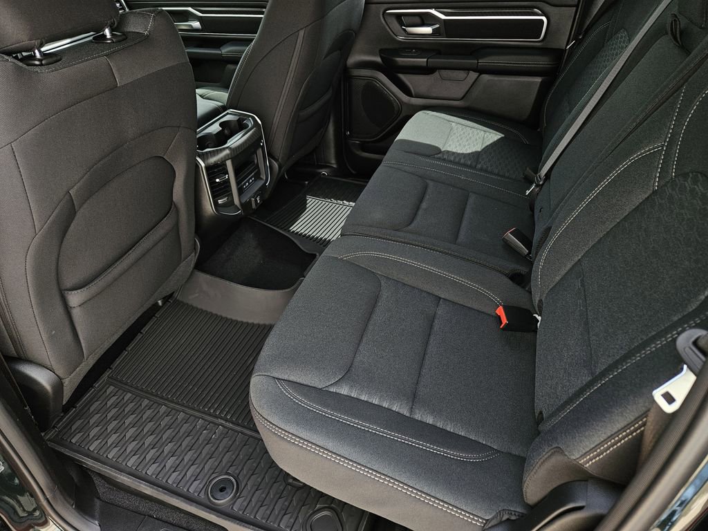 New 2026 RAM 1500 4x4 Crew Cab image 11