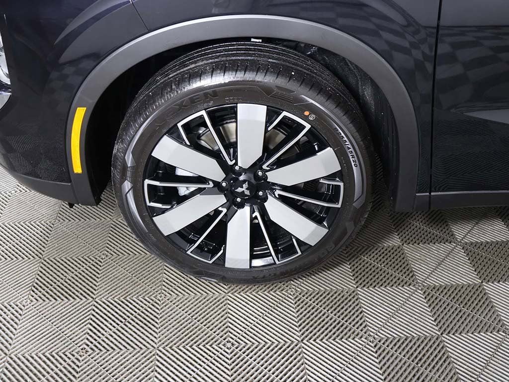 New 2025 Mitsubishi Outlander SE FWD image 22